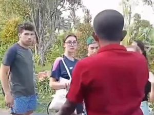Viral Turis Asing Batal ke Goa Tetes Lumajang gegara Dipaksa Beli Tiket Lagi