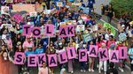 Aksi Susi Pudjiastuti Ikut Pawai Bebas Plastik di Sudirman