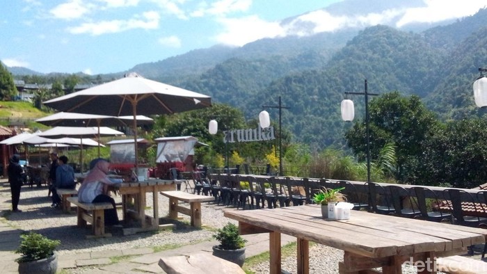 Arunika Eatery, kafe bergaya Jepang di Kabupaten Kuninga