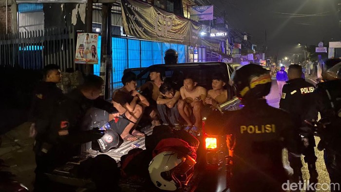 Berandalan bermotor di Cimahi ditangkap karena ugal-ugalan di jalanan, Sabtu (29/7/2023).