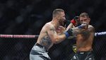 Detik-detik Justin Gaethje Tumbangkan Dustin Poirier