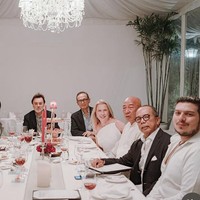 Tidak diketahui pasti kapan Farah Quinn dan Charles menikah. Namun disebut-sebut pernikahan tersebut telah diselenggarakan jauh-jauh hari sebelumnya.  Foto: Dok. Instagram/@farahquinnofficial