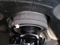 Bisa Cegah Limbung, Ini Biaya Pasang Karet Damper di Suspensi Mobil