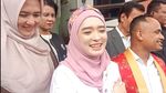 Tawa Semringah Inara Rusli Bikin Nular, Meski Tengah Hadapi Masalah