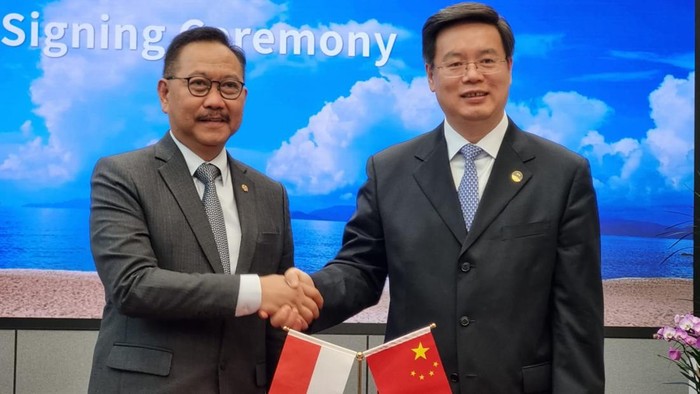 Kepala OIKN Bambang Susantono bahkan sudah melakukan pertemuan langsung dengan Walikota Shenzen Qin Weizhong.