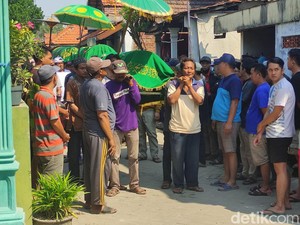 Pilu Arimbi Hidup Sebatang Kara Usai Luxio Tertabrak KA Dhoho di Jombang