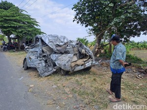Tragedi Tewasnya 6 Orang Tengah Malam Saat Luxio Terhantam KA Dhoho