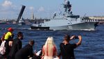 Parade Kapal Perang Peringati Hari Angkatan Laut Rusia