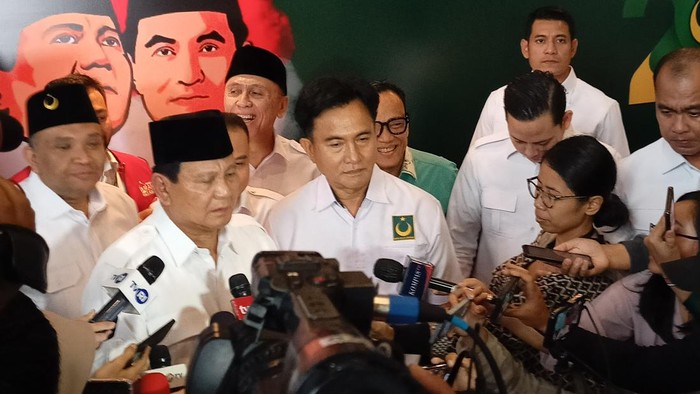 Prabowo Subianto dan Yusril Ihza Mahendra ( Adrial Akbar-detikcom)