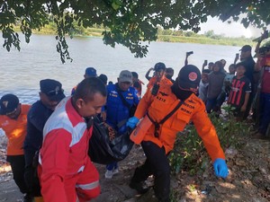 3 Remaja yang Tenggelam di Bengawan Solo Lamongan Ditemukan Tewas