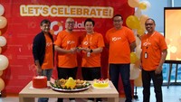 Hadir dalam acara tersebut Rahul Sinha selaku Financing Partnership Manager, Irwan Suryady selaku COO, Joseph Aditya selaku CEO, Kristiyono Setyadi selaku CTO dan Mada Azhari selakuDeputy CEO.