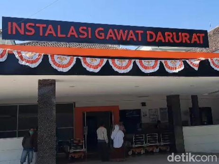 Suasana di RSUD Jombang tempat korban luxio tertabrak KA Dhoho dirawat.