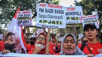 Mereka menuntut revisi Keputusan Menteri Ketengakerjaan (Kepmenaker) No. 260 Tahun 2015 untuk membuka hak pekerja migran Indonesia (PMI) untuk bekerja di sektor domestik ke negara penempatan Arab Saudi, Uni Emirat Arab, Qatar, Oman, dan Kuwait.