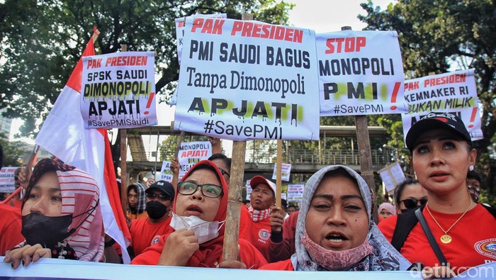 Aksi Massa Tuntut Penempatan Pekerja Migran di Arab Saudi Dibuka Lagi Aksi Massa Tuntut Penempatan Pekerja Migran di Arab Saudi Dibuka Lagi