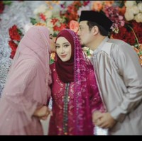 Diketahui bahwa Tengku Syaira Anataya adalah anak sulung dari pasangan selebriti Cindy Fatika Sari dan Teuku Firmansyah. Putrinya itu dinikahi pria bernama Jodi Andejo di usia 23 tahun. Foto: Dok. Instagram