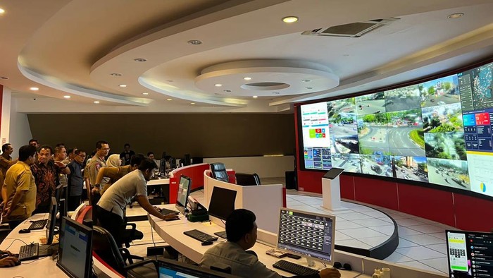 Command Center Ditlantas Polda Sulsel.
