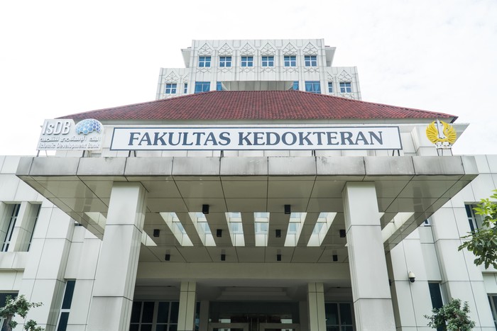 Fakultas Kedokteran Unesa