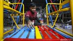 Produsen Ayunan Anak di Depok Banjir Pesanan Saat Tahun Ajaran Baru