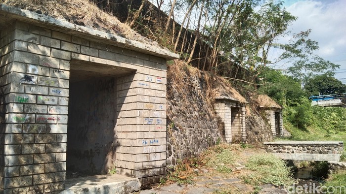Gua Jepang Majalengka yang jadi sasaran vandalisme.
