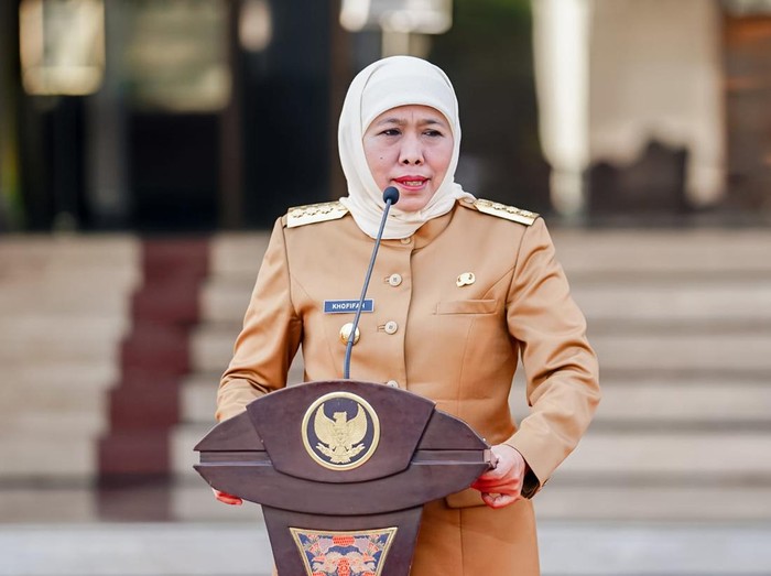 Gubernur Jatim Khofifah Indar Parawansa.