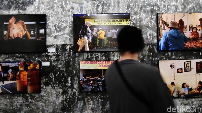 'Hewan Ternak Terenak' Dalam Bingkai Foto Deretan bingkai foto menghiasi arena cafe di bilangan Jakarta Selatan, pameran fotografi bertajuk 'Hewan Ternak Terenak'ini menarik untuk disimak.