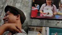 Fotografi Jurnalistik karya Teguh Julianto ini berhasil mengangkat sebuah isu sensitif menjadi sebuah karya realitas.  