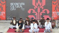 Ada pula musik Angklung (Jawa Barat), hingga penampilan teater Kisah Malin Kundang (Sumatra) yang dialihbahasakan ke dalam Bahasa Arab.Foto: (Dokumentasi PPI Dunia Maroko)