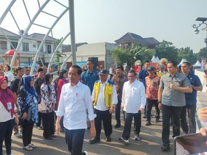 Jokowi Minta DKI dan PUPR Gotong Royong Atasi Banjir dan Rob di Jakarta