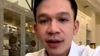 Pada waktu luangnya Jordi Onsu memilih menghabiskan waktu bersama keluarga. Makanan enak dengan villa yang nyaman jadi tempat berlibur bersama keluarga. Foto: Instagram/jordionsu