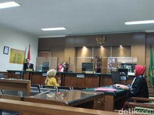 Saksi Beberkan Perselingkuhan Kades dengan Istri Mantri yang Disuntik Mati
