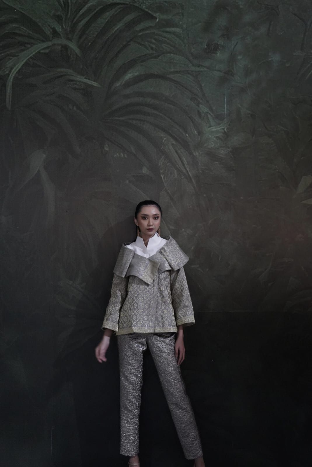 Koleksi Andreas Odang dari Songket Sambas