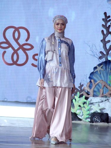 Koleksi Terbaru Shi by Shireen Sungkar di Alila Hotel SCBD, Jakarta