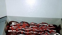 Kue Balok Istana ini berlokasi di daerah Bogor, Jawa Barat. Kue baloknya tersedia dengan topping keju yang melimpah. Foto: Google Review