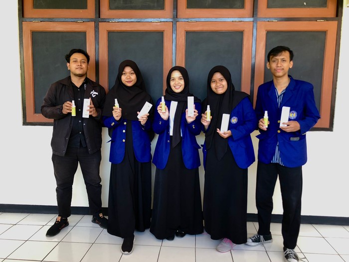 Mahasiswa UNY berhasil menciptakan produk kecantikan untuk wajah dari belimbing wuluh