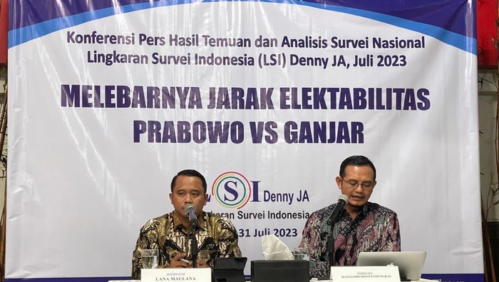 Pembicara rilis LSI Denny JA