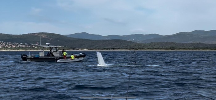 Pesawat Cessna 177 mendarat darurat di laut Prancis