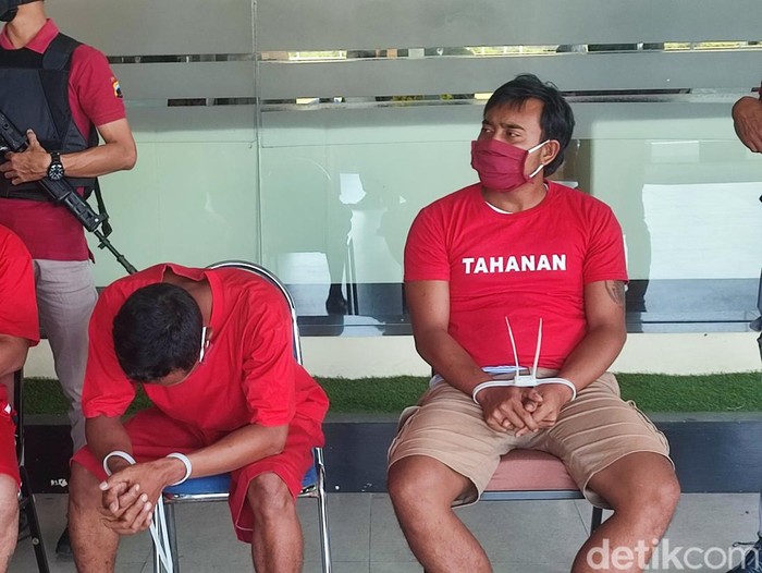 Polisi menggelar konferensi pers penangkapan kurir sabu 4 kg di Mapolda Jateng, Senin (31/7/2023).