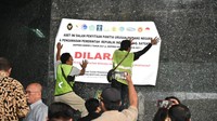 Penyitaan dilakukan dalam rangka penyelesaian utang kepada negara yang hingga saat ini belum diselesaikan. Tercatat kewajiban obligor BIRA Atang Latief sebesar Rp 155.727.000.000 dan kewajiban Obligor Bank Tamara Lidia Muchtar sebesar Rp 188.483.118.182 yang keduanya belum termasuk Biaya Administrasi Pengurusan Piutang Negara 10%.  