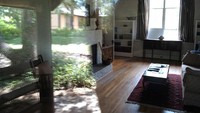 Menurut Layanan Taman Nasional, sebelum Proyek Manhattan pindah, properti itu dikenal sebagai Sekolah Peternakan Los Alamos.  