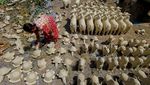 Kerajinan Tanah Liat Bojonegoro Alami Penurunan Penjualan