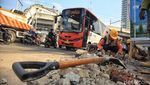 Progres Revitalisasi Trotoar di Kawasan Blok M Jelang KTT ke-43 ASEAN