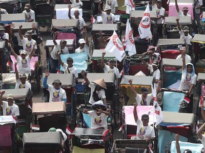 Ratusan Tukang Becak di Bogor Deklarasi Dukung Ganjar Capres