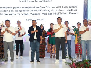 Telkom Serahkan Apresiasi The Best AKHLAK Implementation 2023