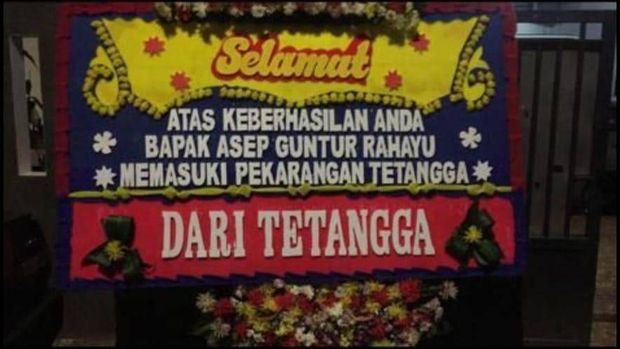 Teror Kiriman Bunga 'Memasuki Perkarangan Tetangga'