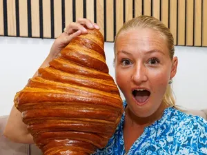 Jumbo! Croissant Seberat 1,5 Kg Ini Mengandung 3.000 Kalori