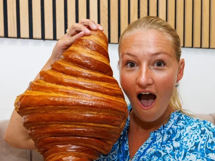 Croissant jumbo 1,5 kilogram