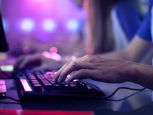 Lancar Jaya! Ini Tips agar Main Game Online Tidak Lag