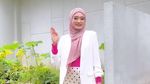 Inara Rusli Ikutan Tren Barbie, Tapi Versi Syariah