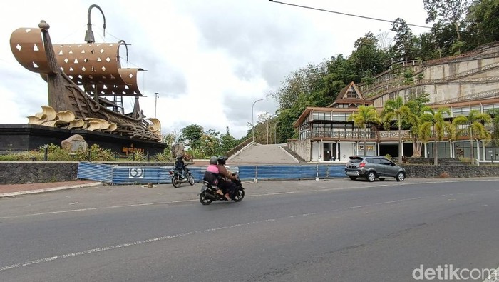 Gerbang Samudra Raksa di Kalibawang, Kulon Progo, DIY, belum lama ini. Foto diunggah pada Selasa (1/8/2023).