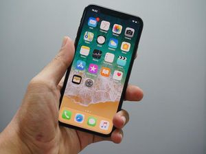China Larang Pejabatnya Pakai iPhone untuk Bekerja